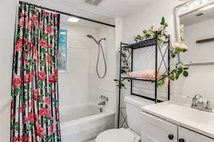 721 W A Denton Dr, Van Alstyne, TX 75495 - Photo 7