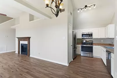 910 S Old Orchard Lane, Lewisville, TX 75067 - Photo 11