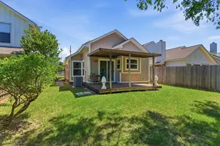 910 S Old Orchard Ln, Lewisville, TX 75067 - Photo 29