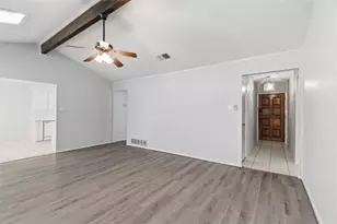 1713 Sagebrush Trail, Grapevine, TX 76051 - Photo 5