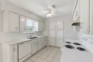 1713 Sagebrush Trail, Grapevine, TX 76051 - Photo 11