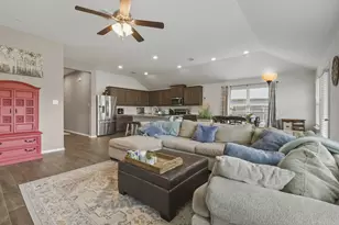 602 Rdg Vw Wy, Justin, TX 76247 - Photo 7