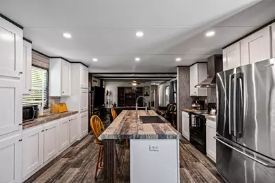 707 Sun Court, Granbury, TX 76049 - Photo 13