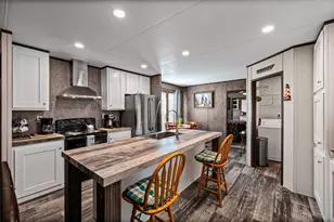 707 Sun Ct, Granbury, TX 76049 - Photo 11