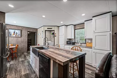 707 Sun Court, Granbury, TX 76049 - Photo 9