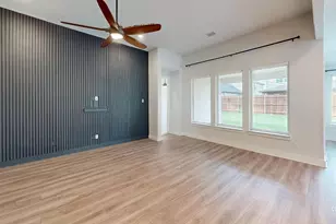 923 Hawthorn Ln, Mansfield, TX 76063 - Photo 7