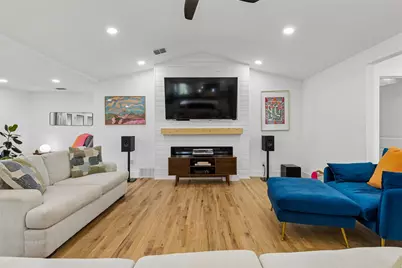 2133 Ebbtide Lane, Dallas, TX 75224 - Photo 9