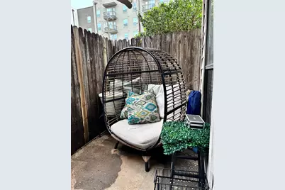 1603 N Garrett Avenue #100, Dallas, TX 75206 - Photo 15