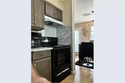 1603 N Garrett Avenue #100, Dallas, TX 75206 - Photo 9