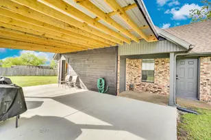 136 Creekview Cir, Maypearl, TX 76064 - Photo 27