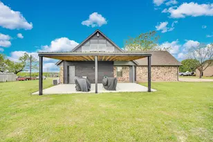 136 Creekview Cir, Maypearl, TX 76064 - Photo 25