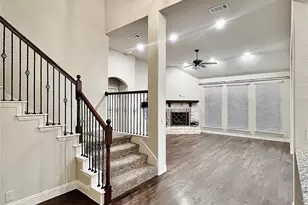 301 Autumn Wood Dr, Mansfield, TX 76063 - Photo 15