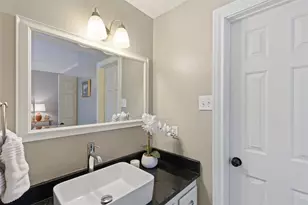 6318 Richmond Ave, Dallas, TX 75214 - Photo 17