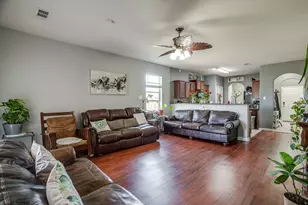 513 Bailer Dr, Crowley, TX 76036 - Photo 3
