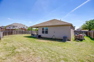 513 Bailer Dr, Crowley, TX 76036 - Photo 31