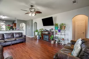 513 Bailer Dr, Crowley, TX 76036 - Photo 11