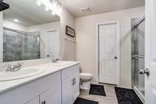 404 Glendale Dr, Van Alstyne, TX 75495 - Photo 7