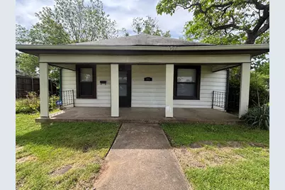 376 W Walters Street, Lewisville, TX 75057 - Photo 3