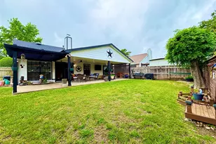 225 California Dr, Glenn Heights, TX 75154 - Photo 37