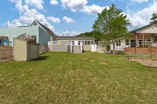 224 Pinoak Dr, Mabank, TX 75156 - Photo 31