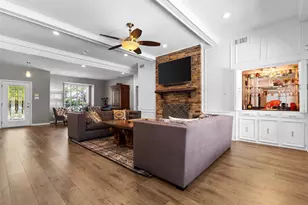 9426 Hill View Dr, Dallas, TX 75231 - Photo 5