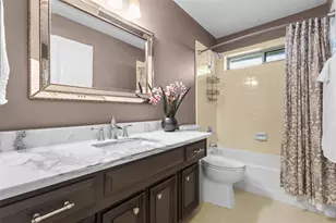 9426 Hill View Dr, Dallas, TX 75231 - Photo 31