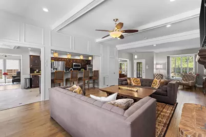 9426 Hillview Drive, Dallas, TX 75231 - Photo 5