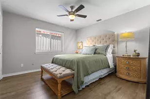 9426 Hill View Dr, Dallas, TX 75231 - Photo 29
