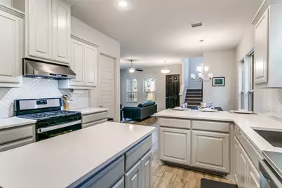 154 McCartt Drive, Lewisville, TX 75067 - Photo 3