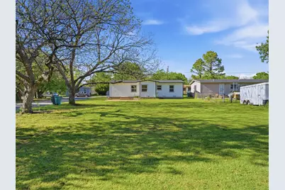 328 W Burton Street, Sherman, TX 75092 - Photo 25
