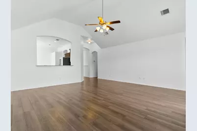 400 Elk Run Drive, Fort Worth, TX 76140 - Photo 13