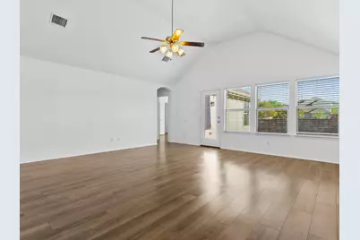 400 Elk Run Drive, Fort Worth, TX 76140 - Photo 11