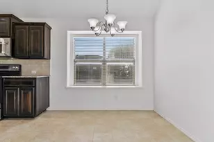 400 Elk Run Dr, Fort Worth, TX 76140 - Photo 9