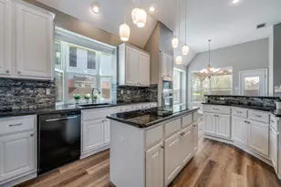 2715 Creek Crossing Dr, McKinney, TX 75072 - Photo 13