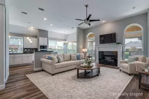 2715 Creek Crossing Dr, McKinney, TX 75072 - Photo 9