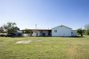 1000 Broadway, Newcastle, TX 76372 - Photo 29
