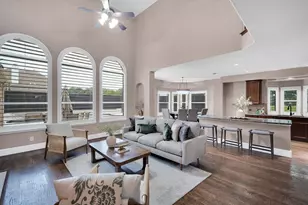 10002 Knoll Trace Way, Frisco, TX 75035 - Photo 9
