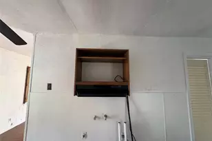 325 N Wood St, Denton, TX 76209 - Photo 23