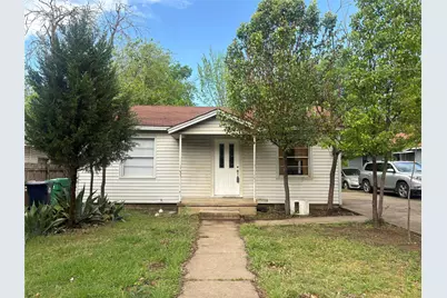 325 N Wood Street, Denton, TX 76209 - Photo 1