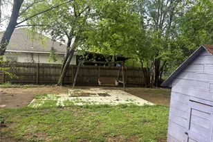 325 N Wood St, Denton, TX 76209 - Photo 9