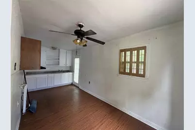 325 N Wood Street, Denton, TX 76209 - Photo 19