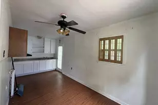 325 N Wood St, Denton, TX 76209 - Photo 19