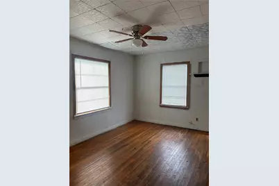 325 N Wood Street, Denton, TX 76209 - Photo 27