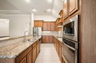 1208 Isabella Ln, Savannah, TX 76227 - Photo 9