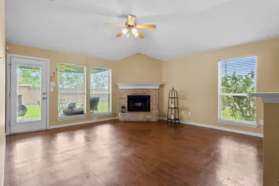 100 Lipan Street, Greenville, TX 75402 - Photo 17