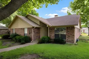 193 Simmons Dr, Coppell, TX 75019 - Photo 3