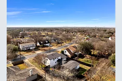 8635 Strathmore Drive, Dallas, TX 75238 - Photo 33