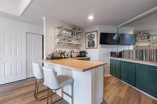 9122 Cochran Heights Dr, Dallas, TX 75220 - Photo 9