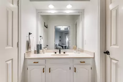 9122 Cochran Heights Drive, Dallas, TX 75220 - Photo 21