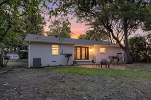 10833 Palace Way, Dallas, TX 75218 - Photo 15